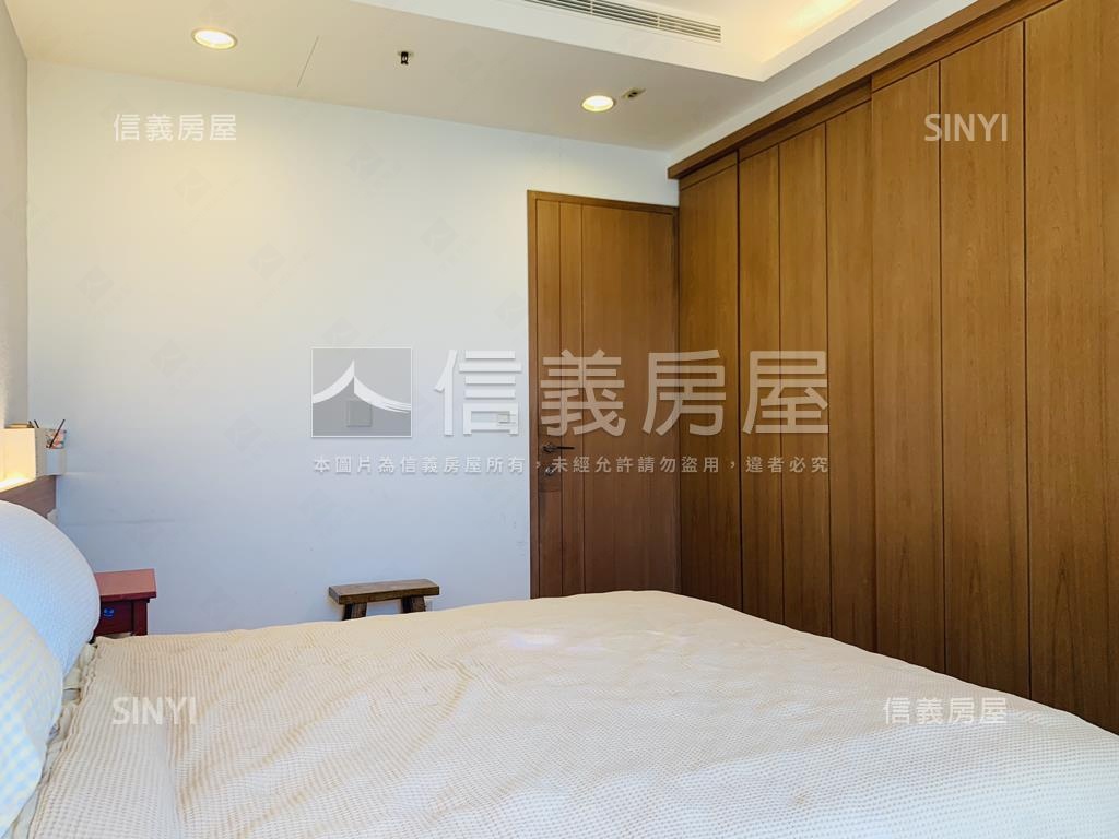 層峰帝標三房平車房屋室內格局與周邊環境