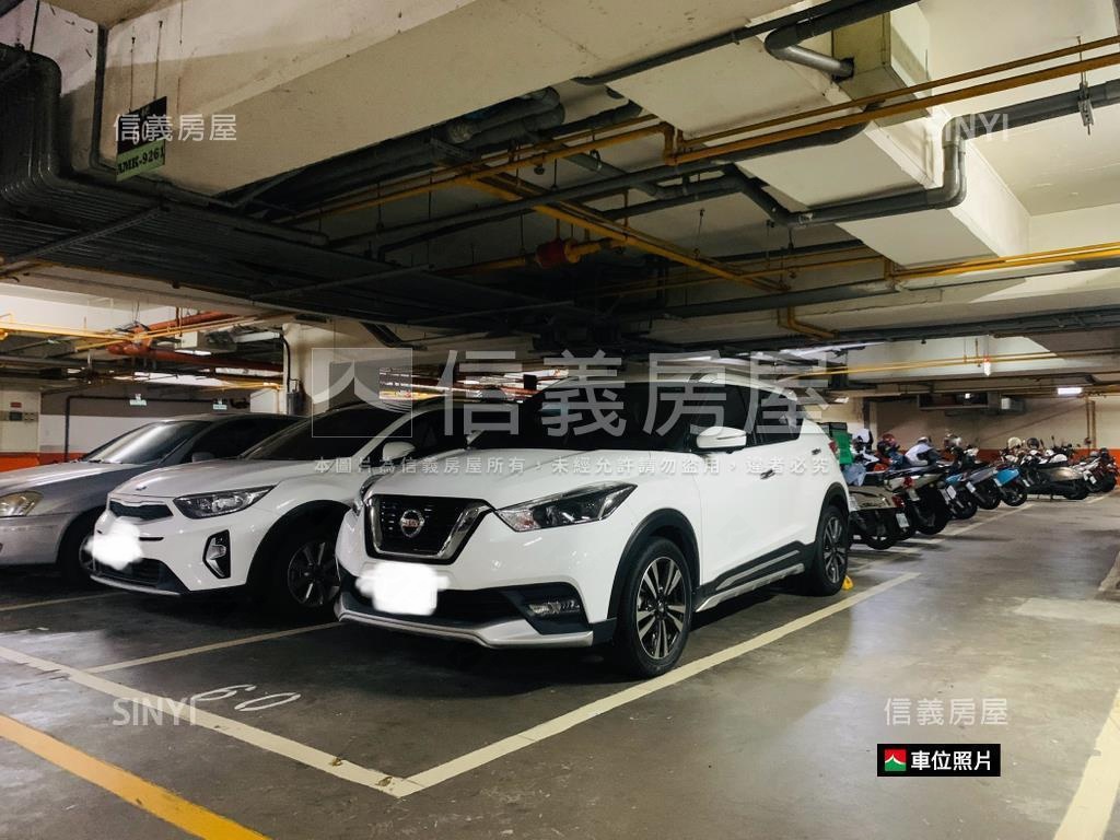 層峰帝標三房平車房屋室內格局與周邊環境