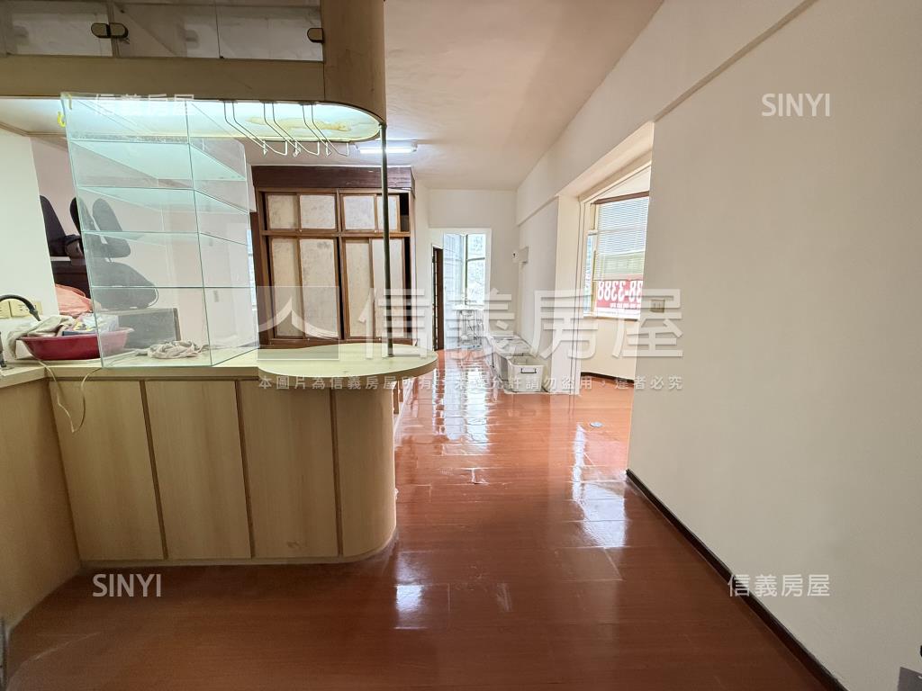 湯泉四季苑景觀宅房屋室內格局與周邊環境