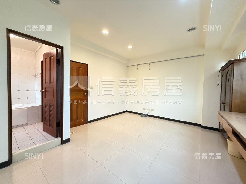 虎尾寮｜藏品邊間雙併車墅房屋室內格局與周邊環境