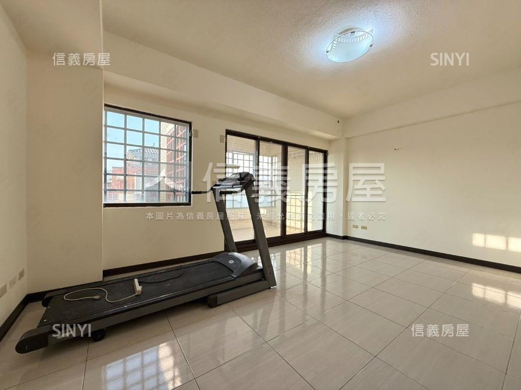 虎尾寮｜藏品邊間雙併車墅房屋室內格局與周邊環境