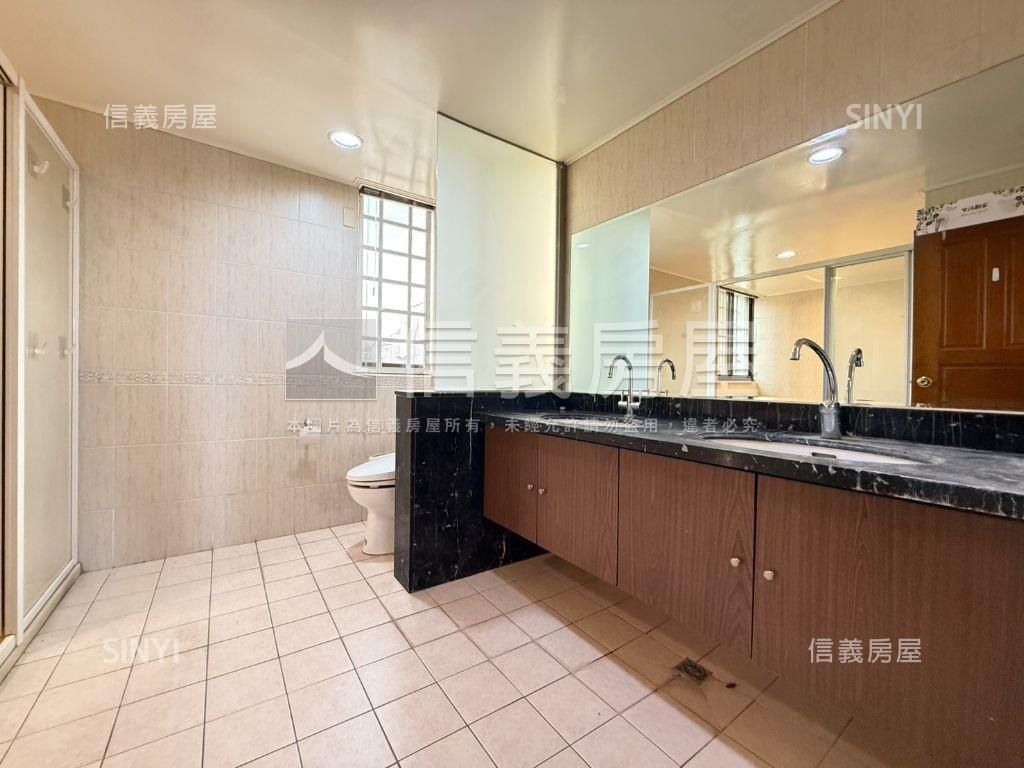 虎尾寮｜藏品邊間雙併車墅房屋室內格局與周邊環境