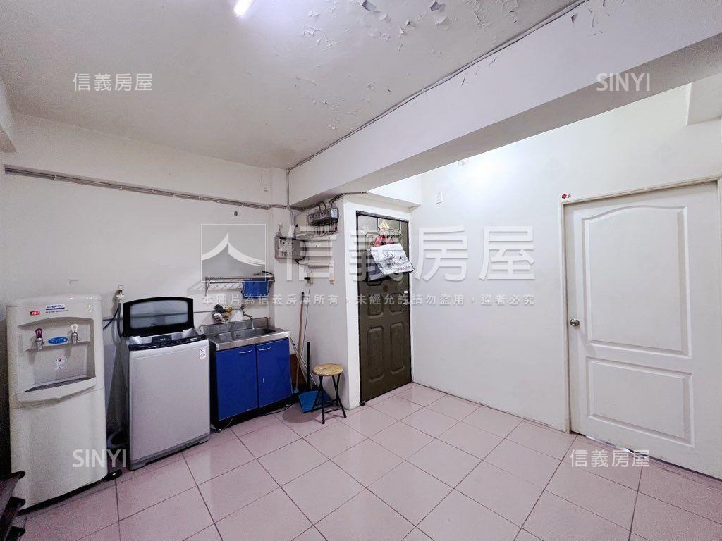 南屯收租置產美四房房屋室內格局與周邊環境