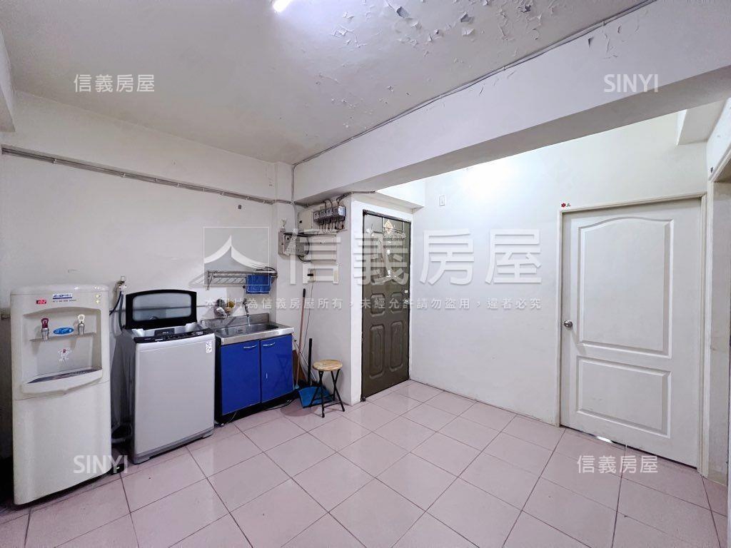 南屯收租置產美四房房屋室內格局與周邊環境
