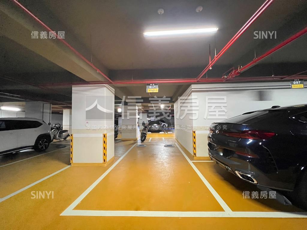 廣豐公園旁帝璟三房車位房屋室內格局與周邊環境