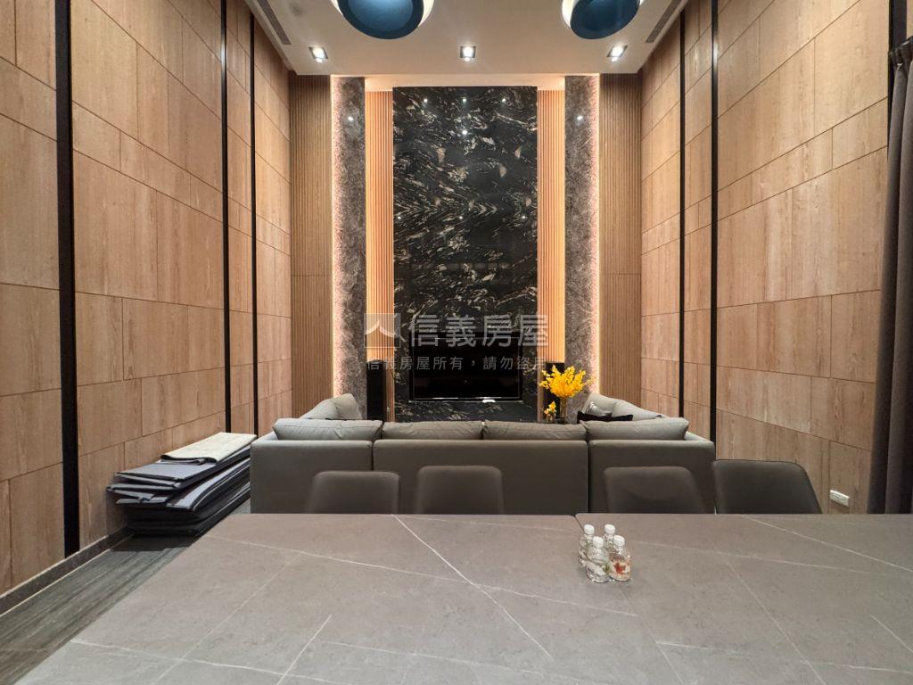 全新都會公會典雅裝潢兩房房屋室內格局與周邊環境