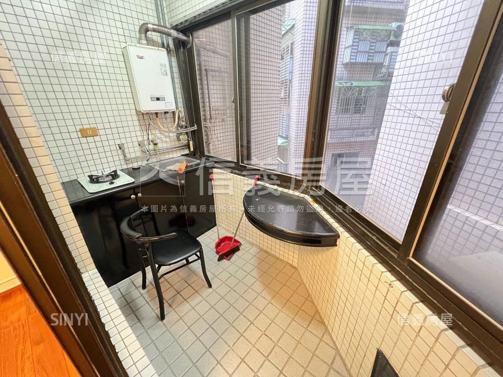 榮富萊登美套房房屋室內格局與周邊環境