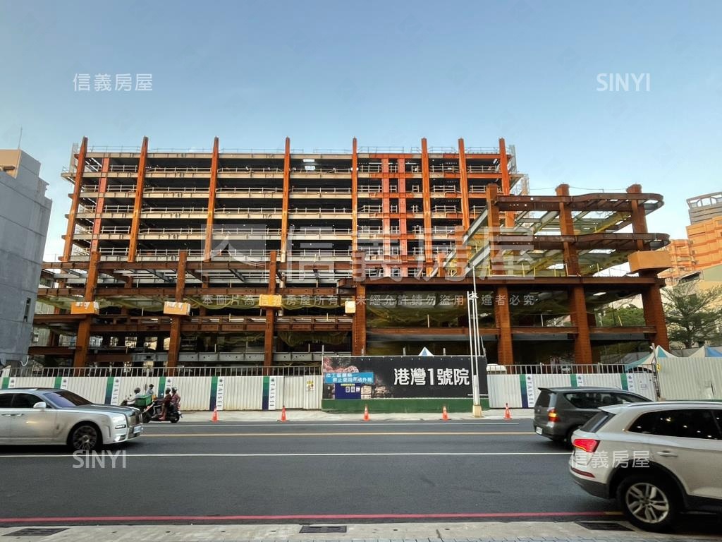 鹽埕｜港灣１號院面愛河戶房屋室內格局與周邊環境