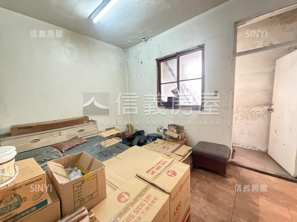 專◆大地坪邊間臨路透店房屋室內格局與周邊環境