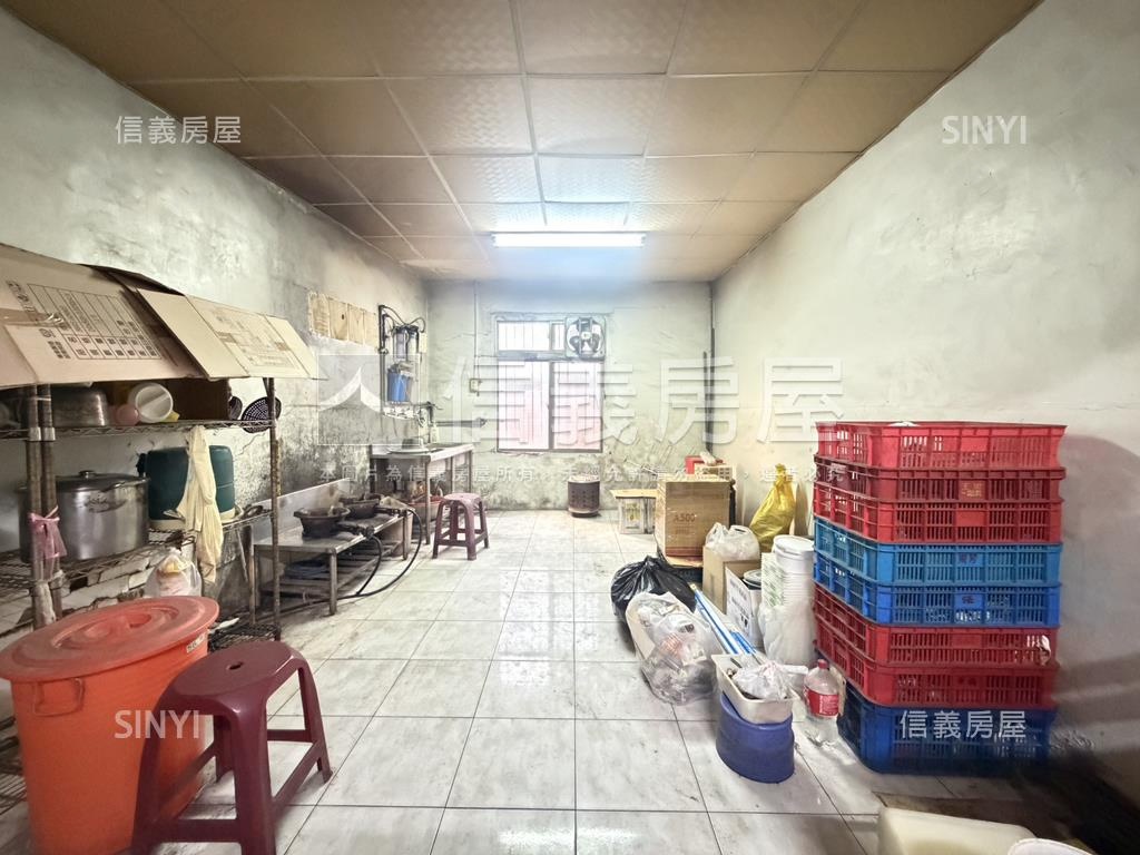 專◆大地坪邊間臨路透店房屋室內格局與周邊環境