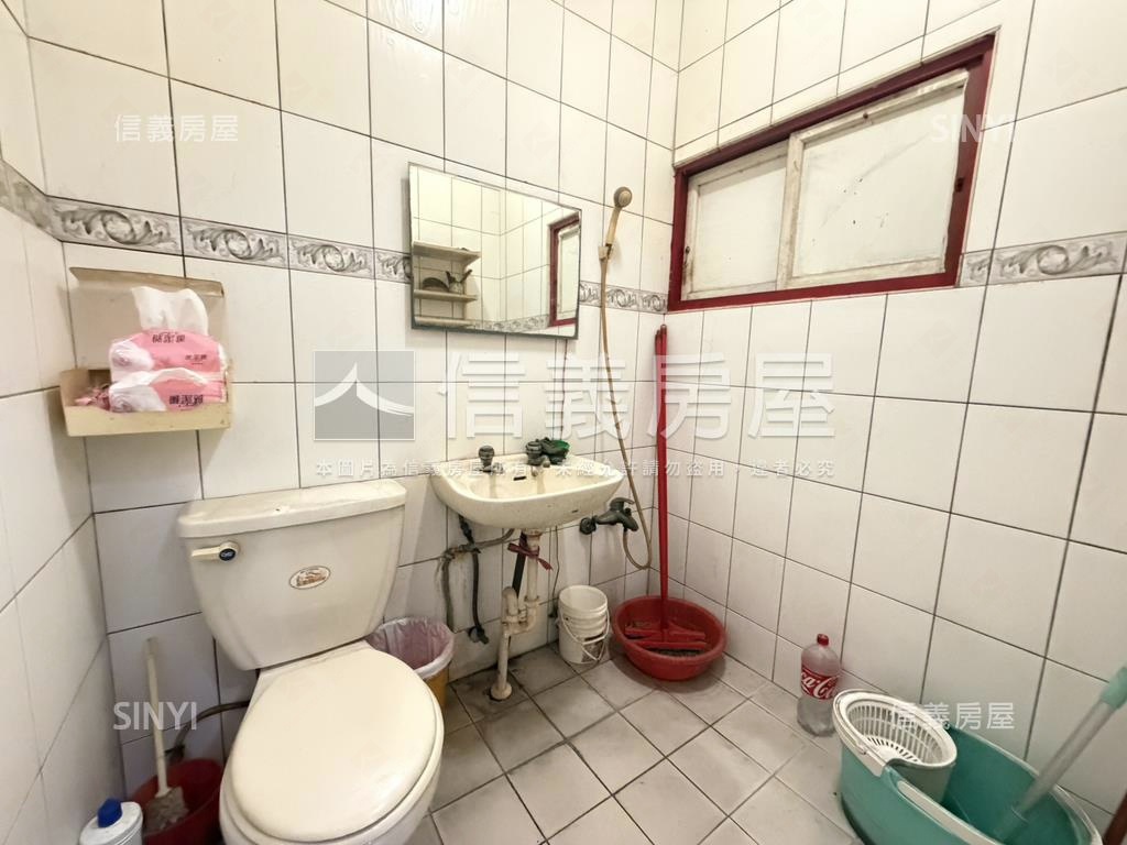 專◆大地坪邊間臨路透店房屋室內格局與周邊環境