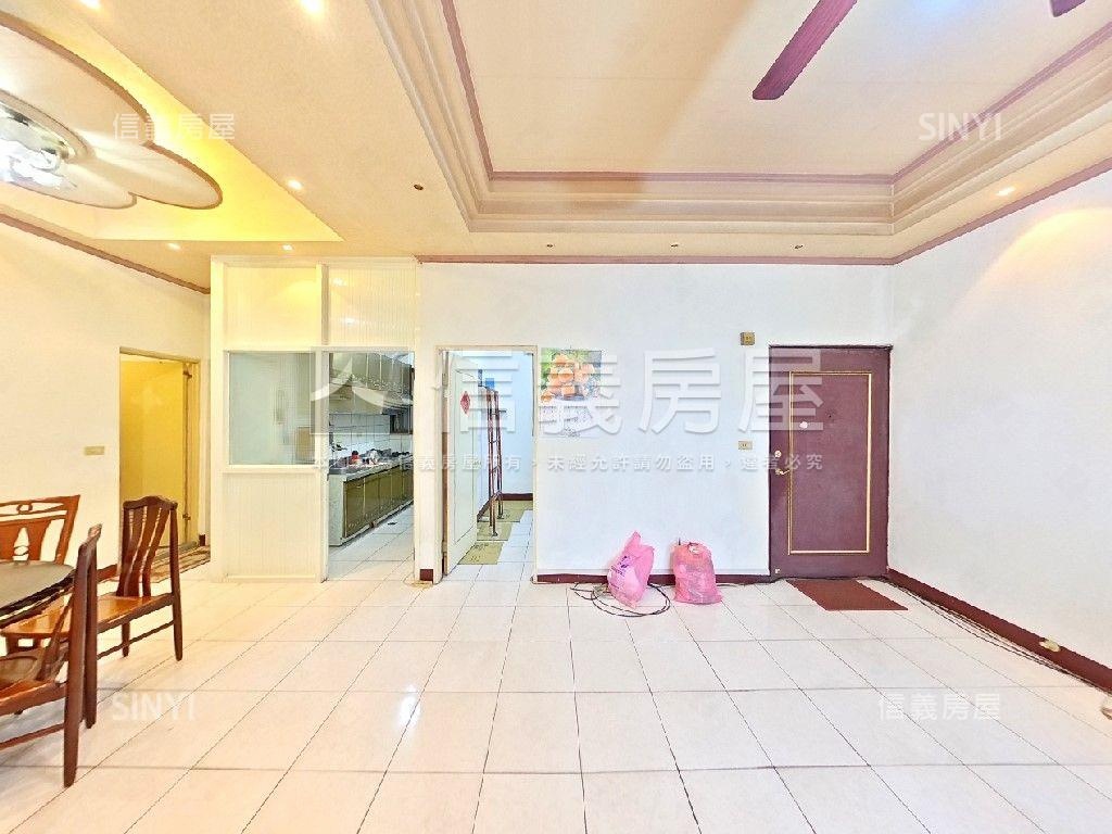 老闆喜愛大空間房屋室內格局與周邊環境