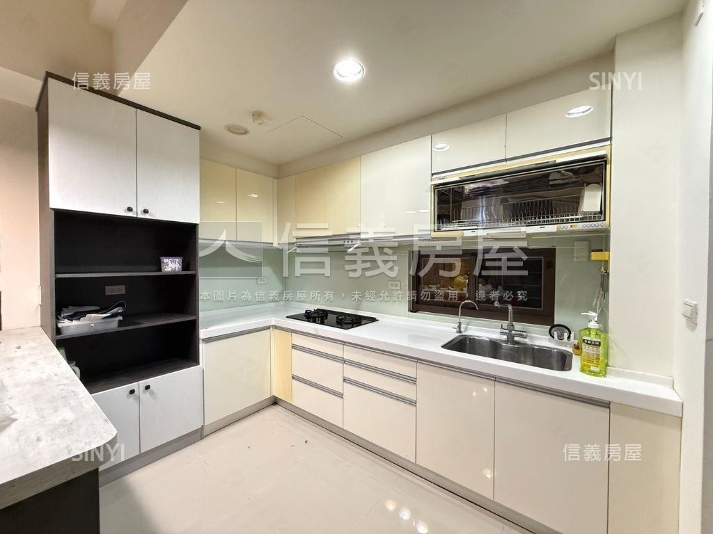 水與樹－客運園區美透天房屋室內格局與周邊環境