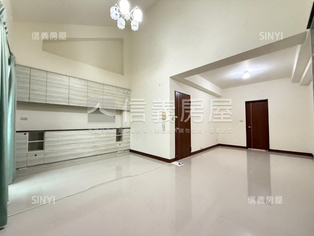 水與樹－客運園區美透天房屋室內格局與周邊環境