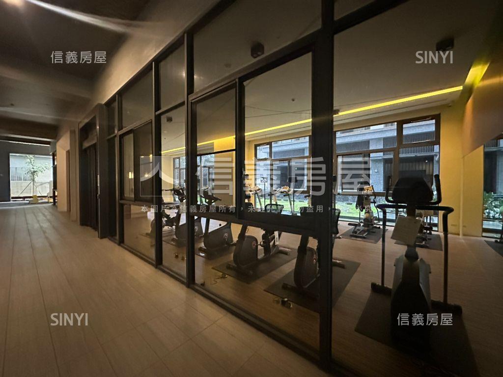 品藏夢想市２樓房屋室內格局與周邊環境