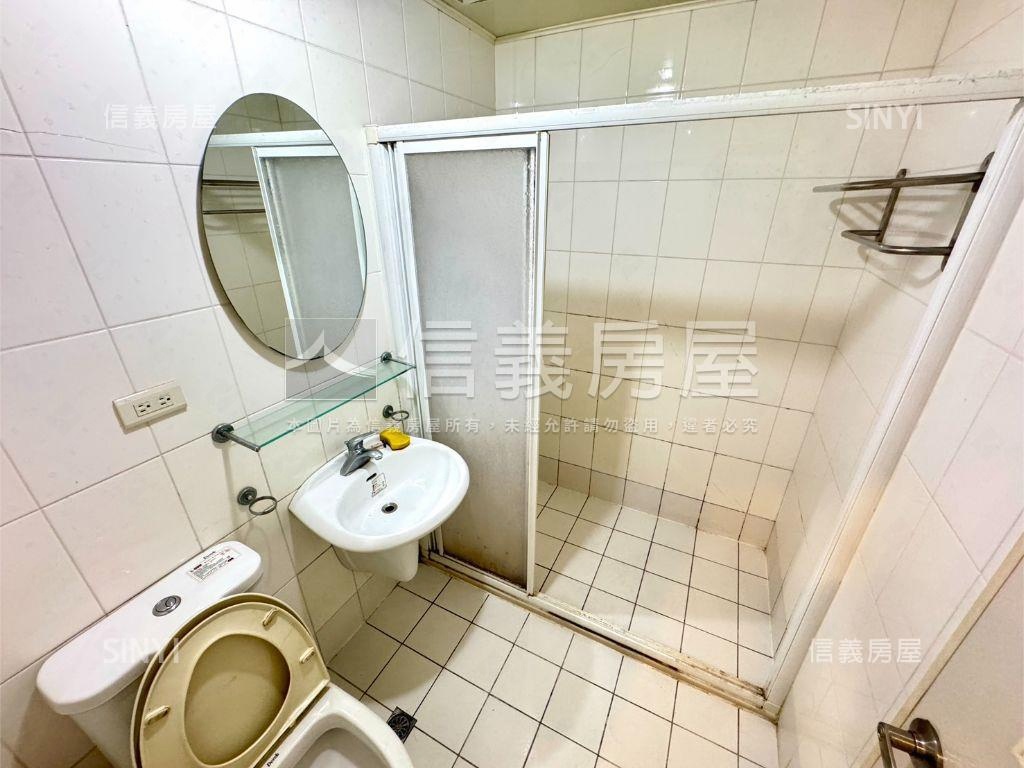 ★大英國雙陽台套房★房屋室內格局與周邊環境