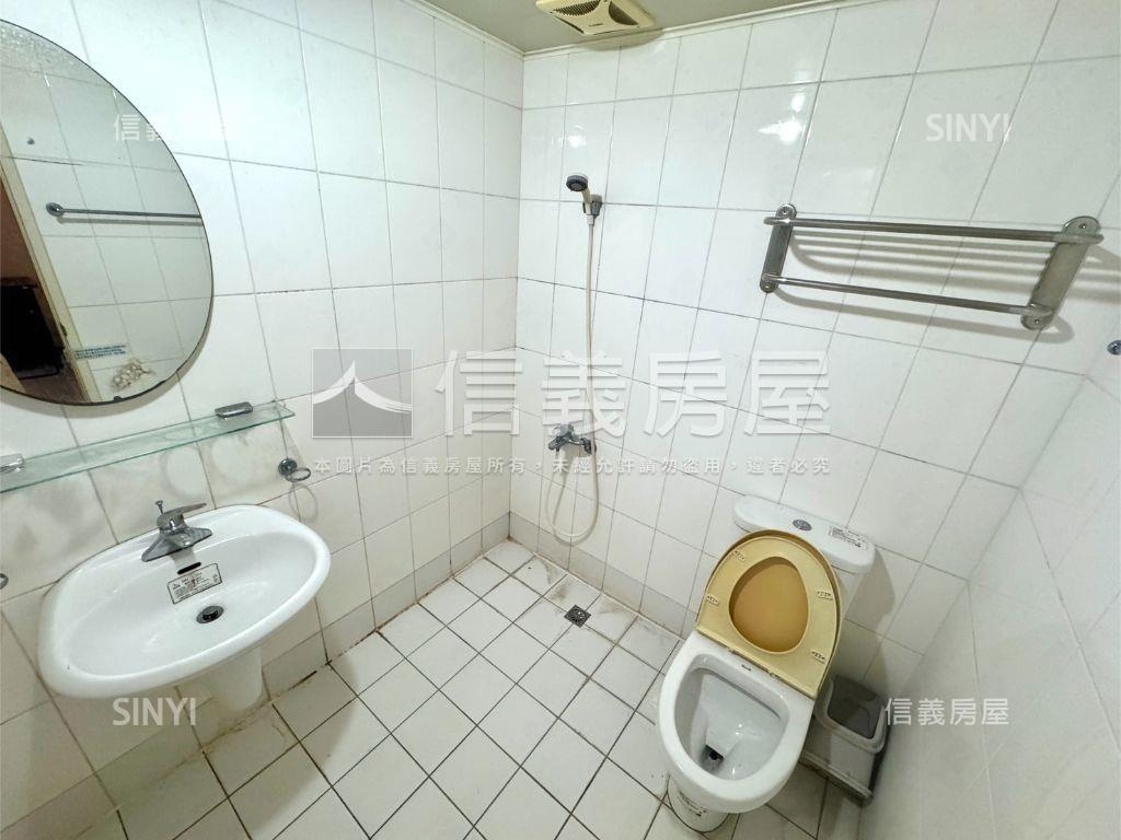 ★大英國雙陽台套房★房屋室內格局與周邊環境