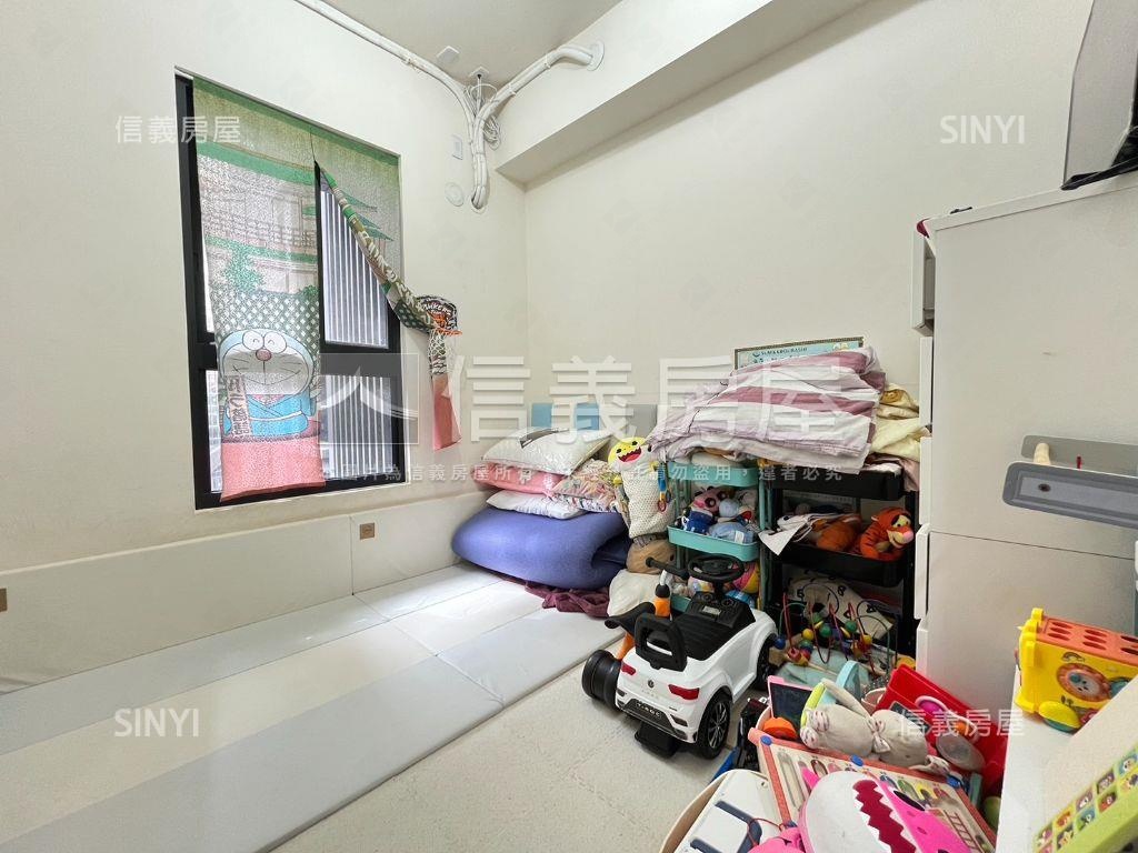 南區近捷運♡稀有兩房平車房屋室內格局與周邊環境
