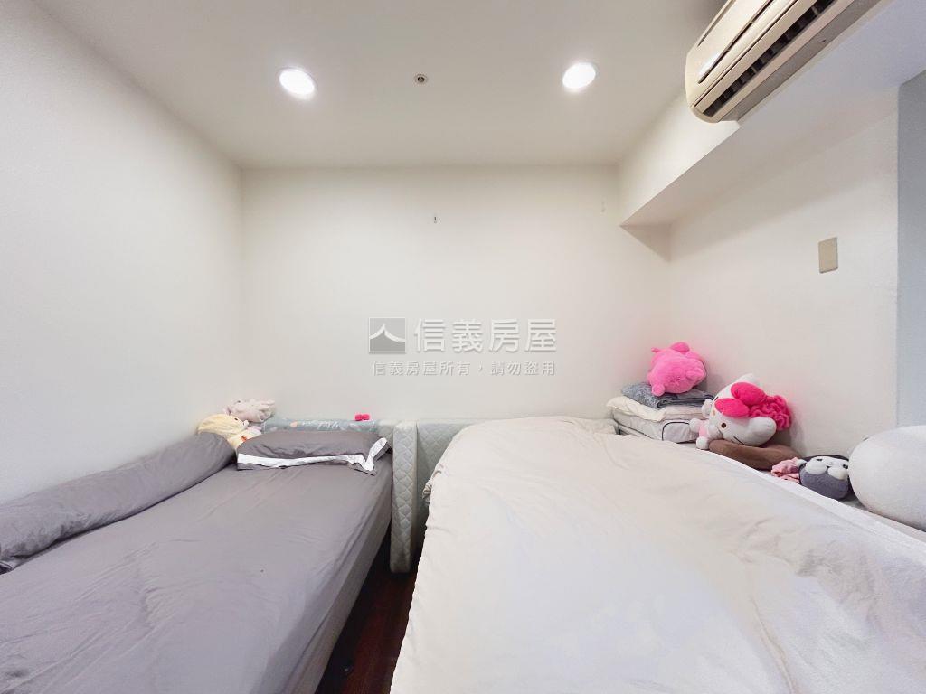 台北居易四區三房車位房屋室內格局與周邊環境