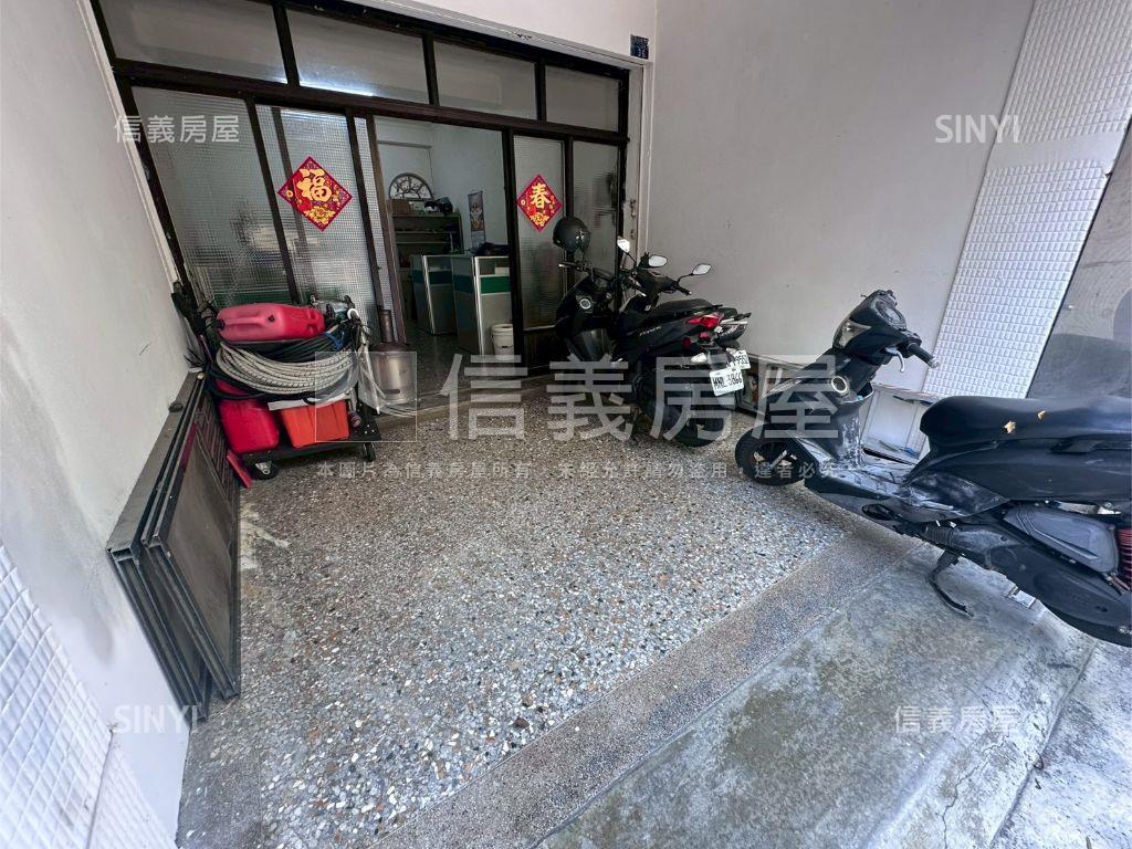 急售！西屯透天屋況好房屋室內格局與周邊環境