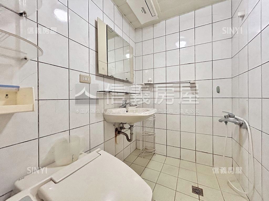 稀有釋出萬象華都遠眺三房房屋室內格局與周邊環境