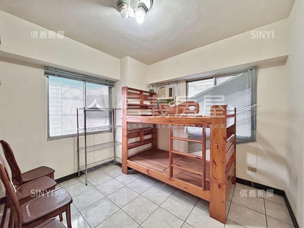 稀有釋出萬象華都遠眺三房房屋室內格局與周邊環境