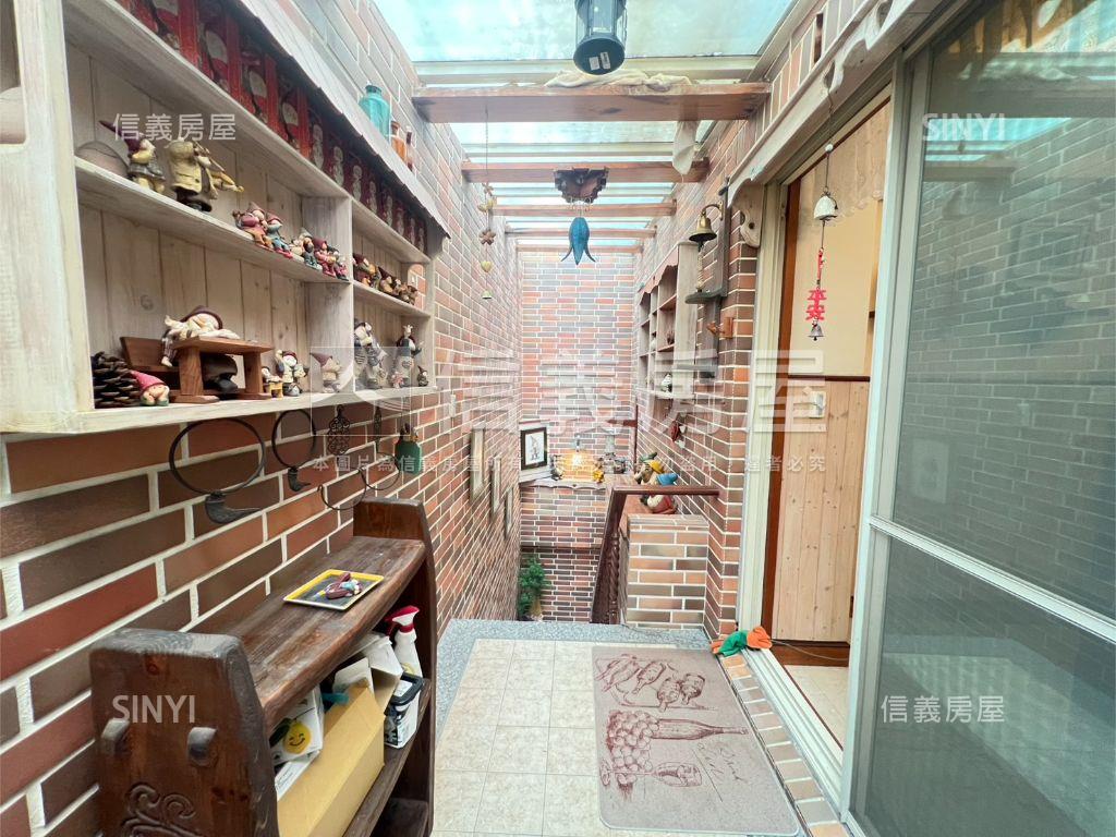 近澄清湖庭院質感車墅房屋室內格局與周邊環境