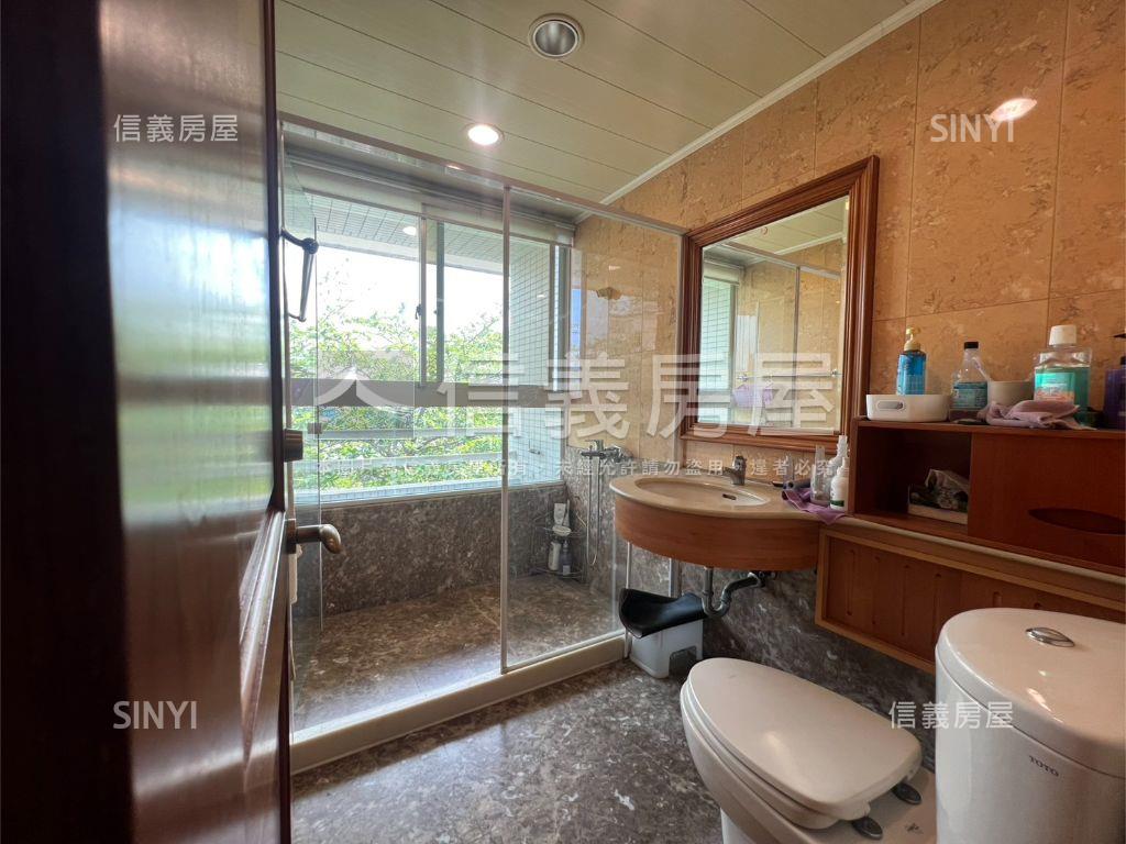 近澄清湖庭院質感車墅房屋室內格局與周邊環境