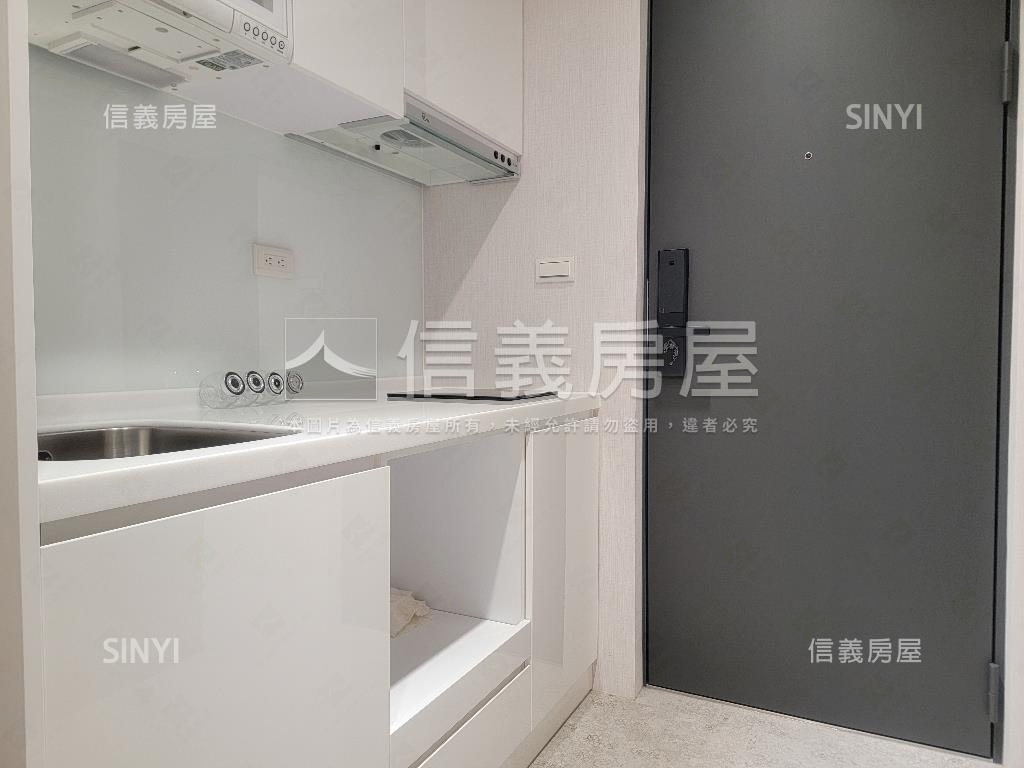 民生圓環首購極美低總價房屋室內格局與周邊環境