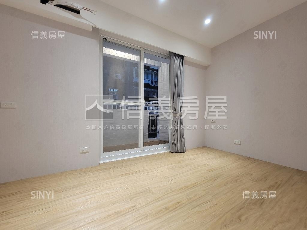 民生圓環首購極美低總價房屋室內格局與周邊環境