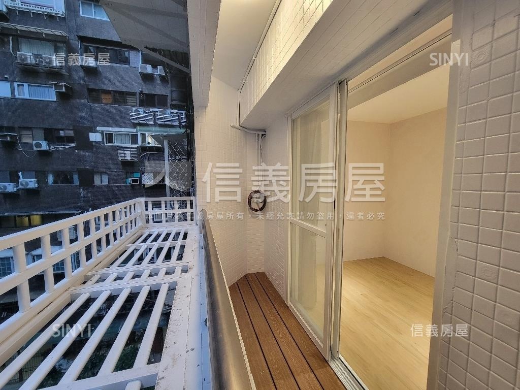 民生圓環首購極美低總價房屋室內格局與周邊環境