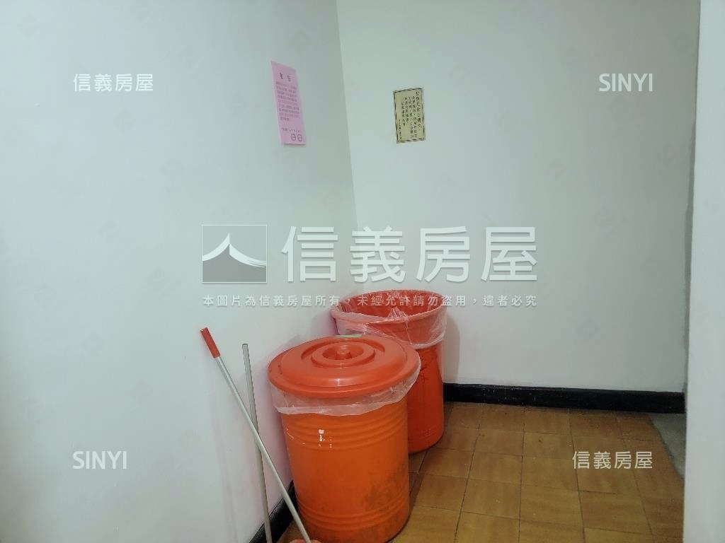 民生圓環首購極美低總價房屋室內格局與周邊環境