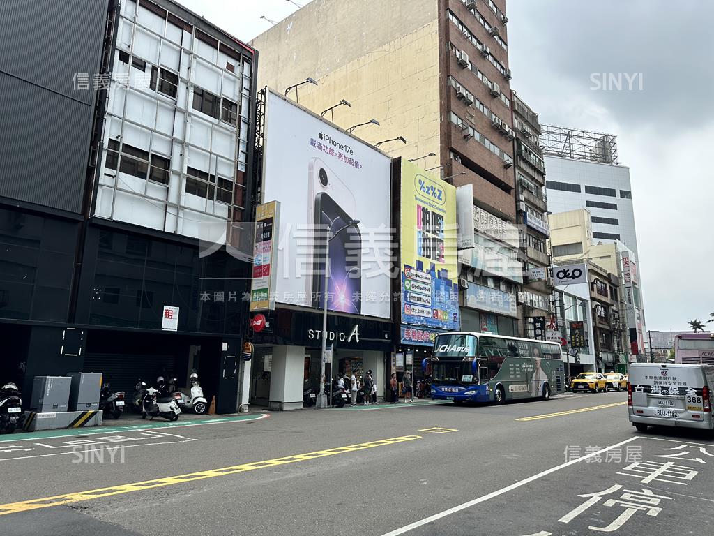 火車站前中正圓環店面房屋室內格局與周邊環境