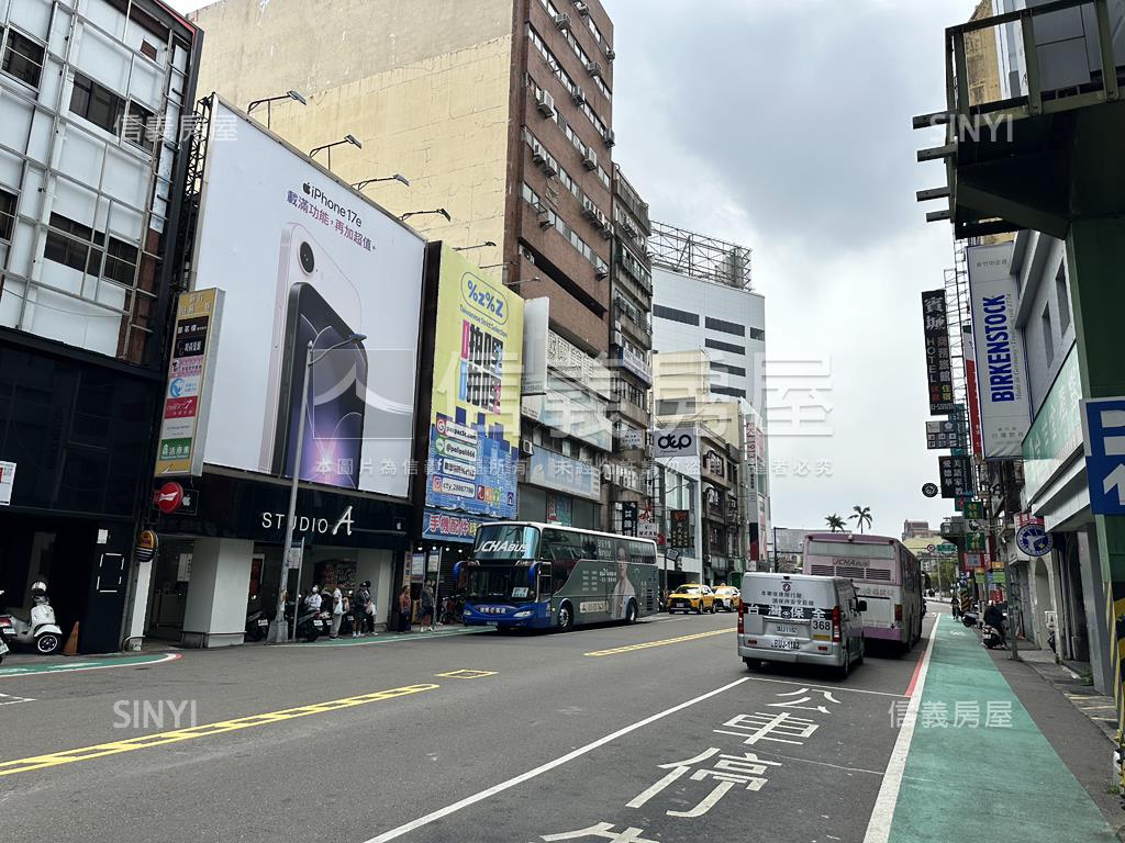 火車站前中正圓環店面房屋室內格局與周邊環境