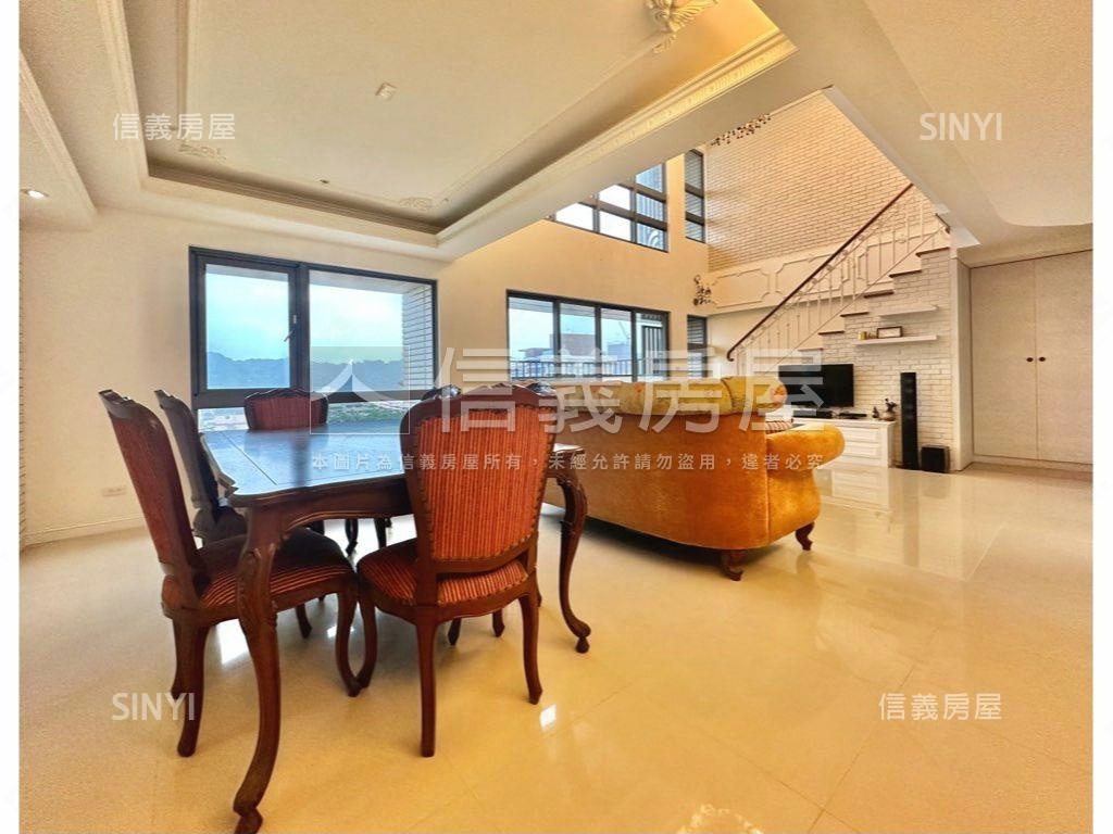 帝王尊爵館藏樓中樓房屋室內格局與周邊環境