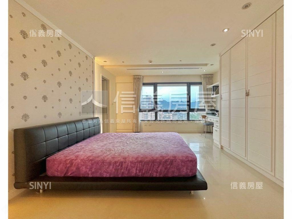 帝王尊爵館藏樓中樓房屋室內格局與周邊環境