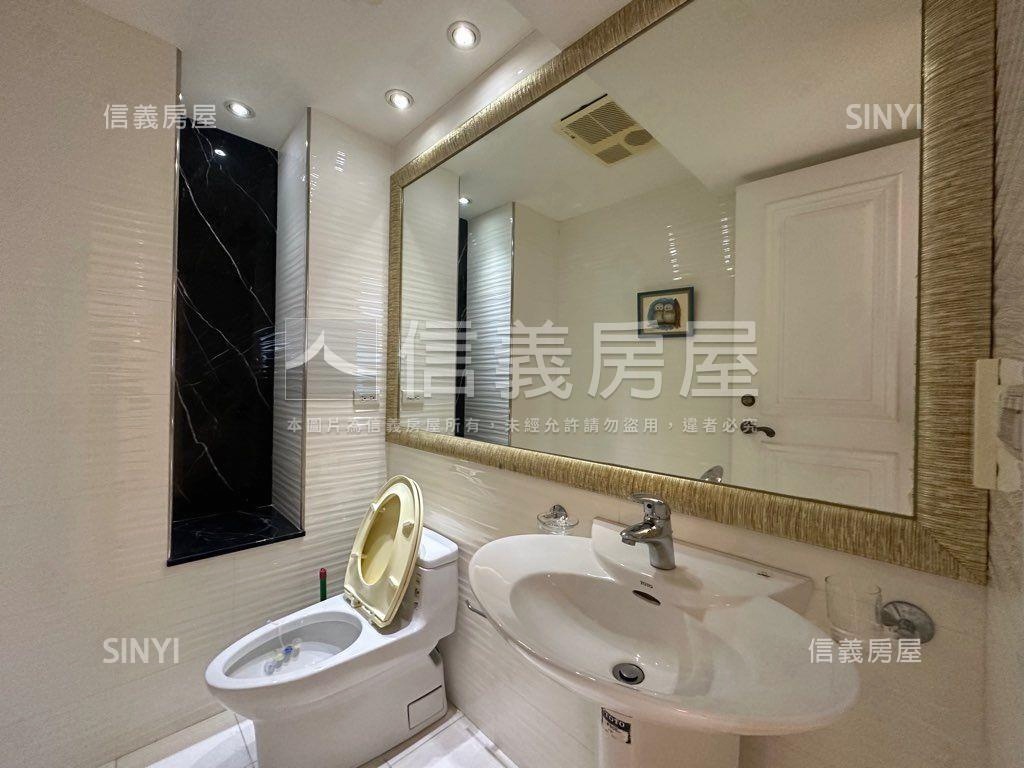 帝王尊爵館藏樓中樓房屋室內格局與周邊環境