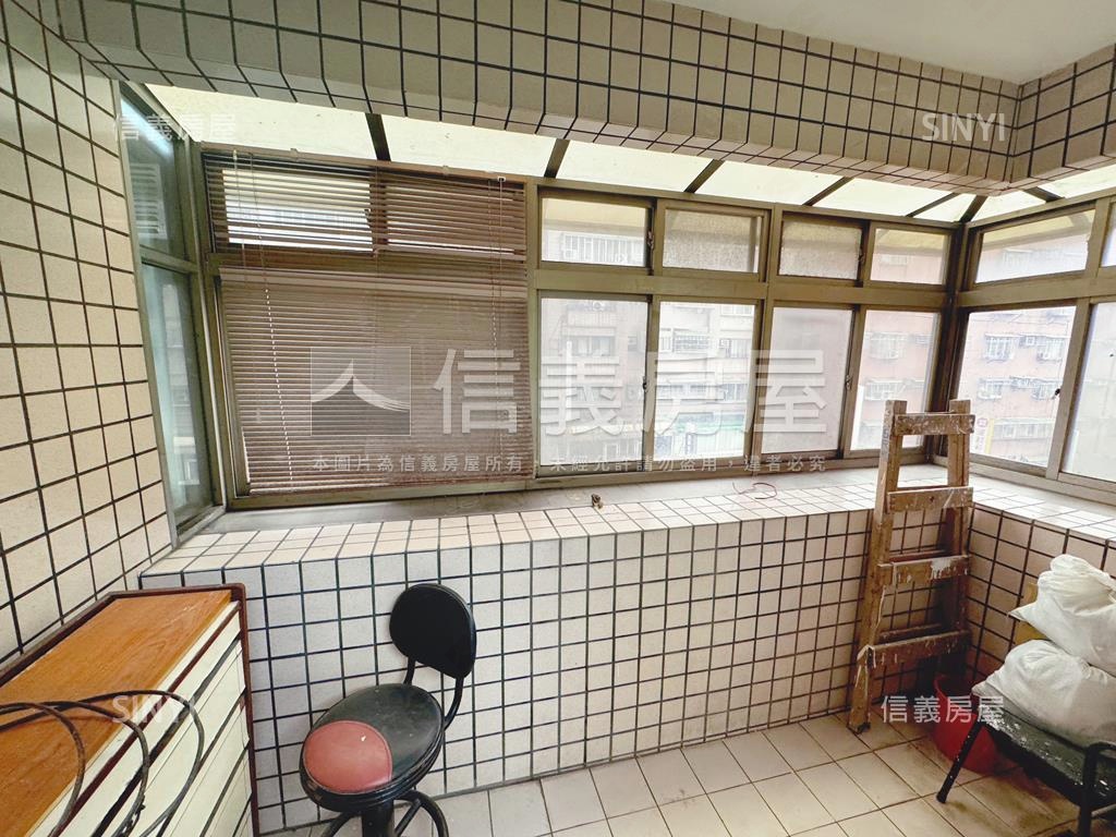 價值連城．電梯三房房屋室內格局與周邊環境