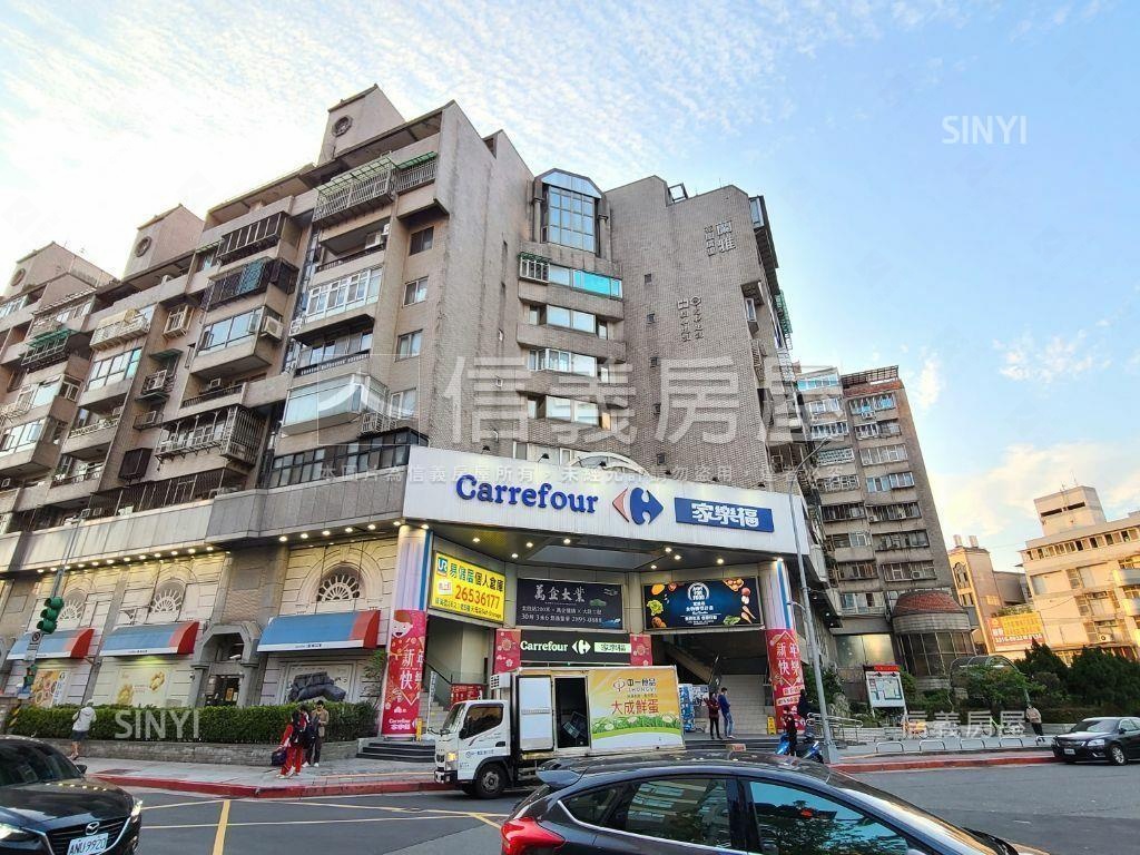 天母景觀全新電梯房屋室內格局與周邊環境