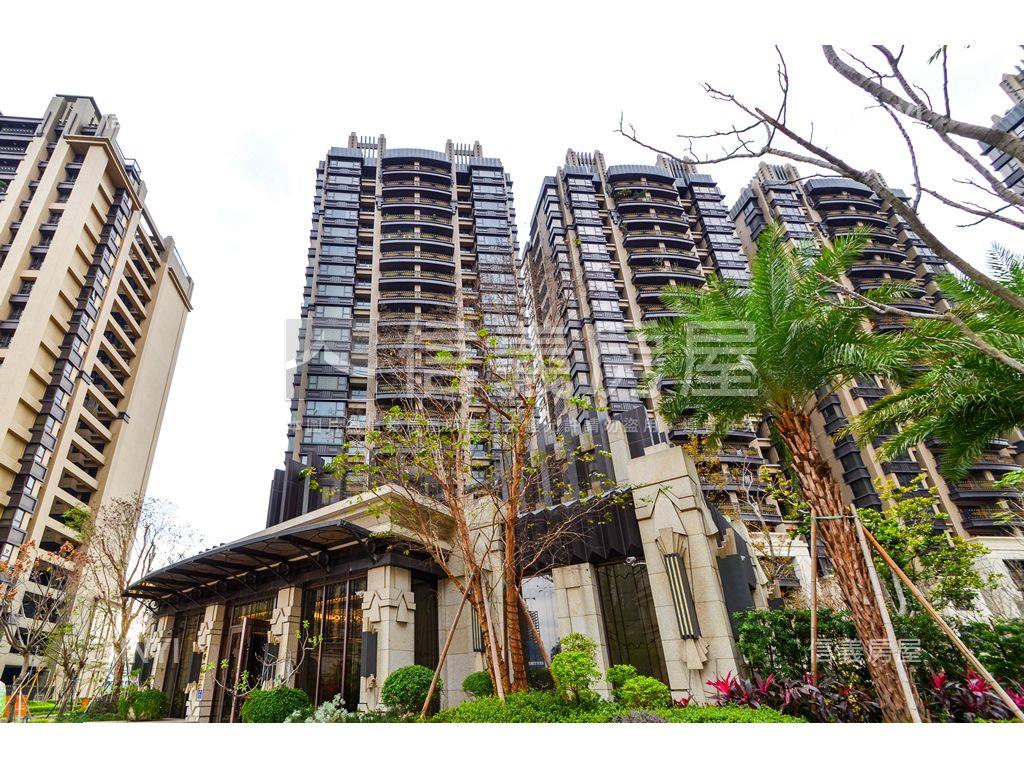 天青邊間四房附雙車位房屋室內格局與周邊環境