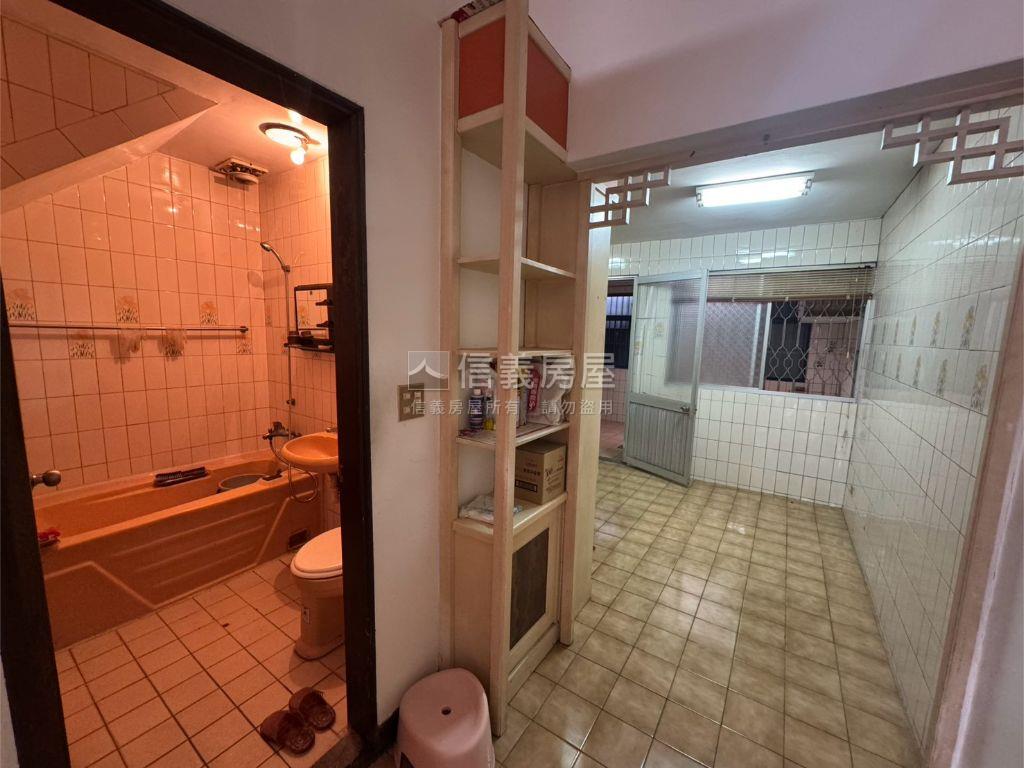 極品✿低總價臨活路透天房屋室內格局與周邊環境