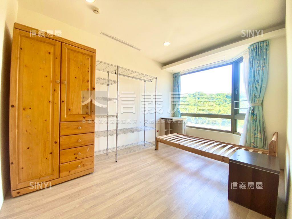 美麗再興高樓景觀三房車位房屋室內格局與周邊環境