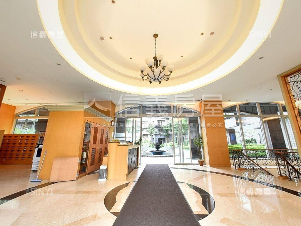 美麗再興高樓景觀三房車位房屋室內格局與周邊環境