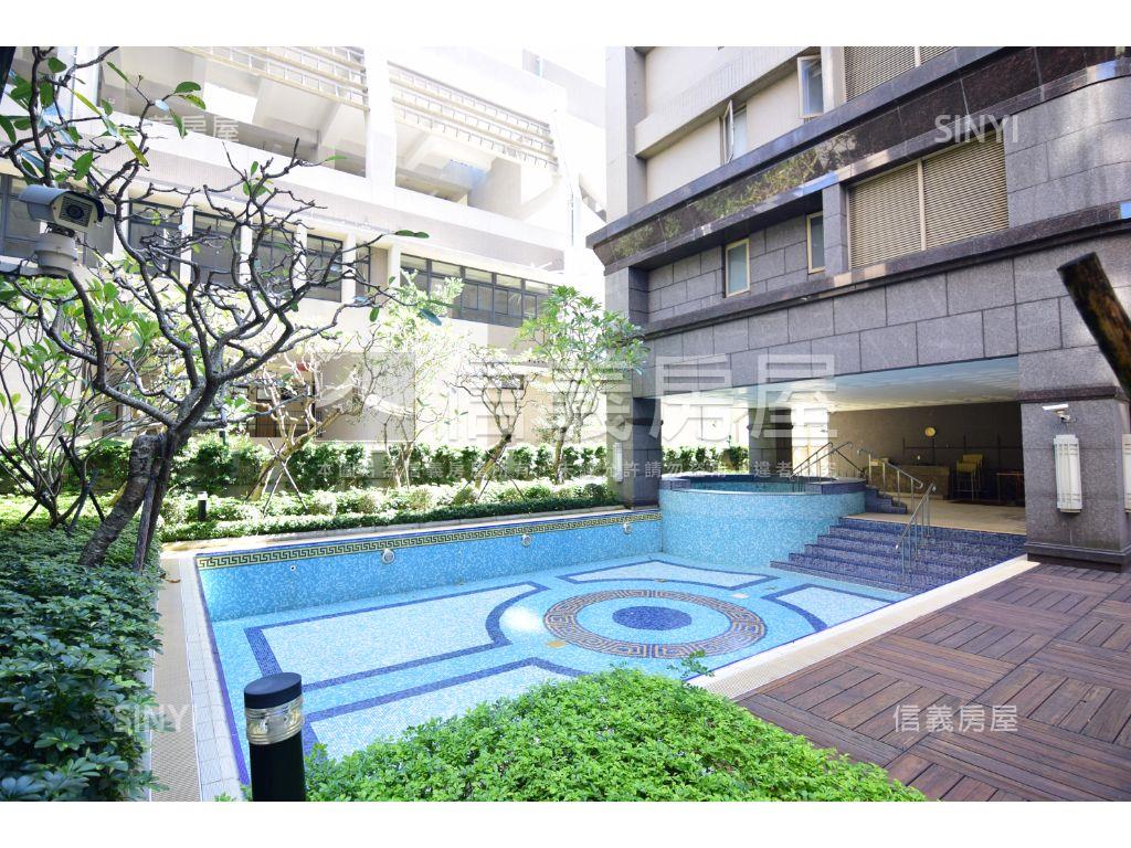 美麗再興高樓景觀三房車位房屋室內格局與周邊環境