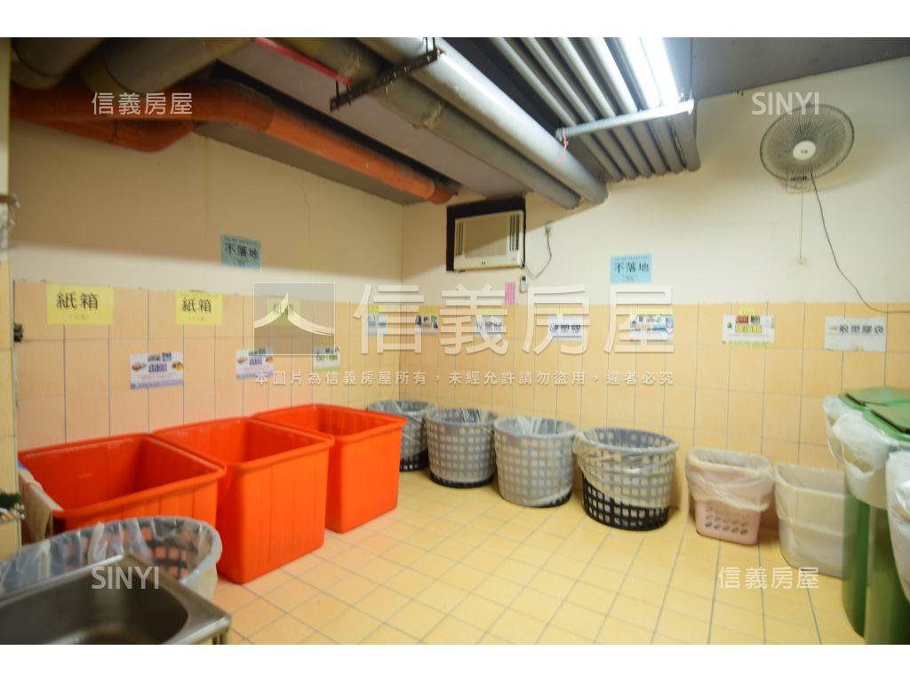 美麗再興高樓景觀三房車位房屋室內格局與周邊環境