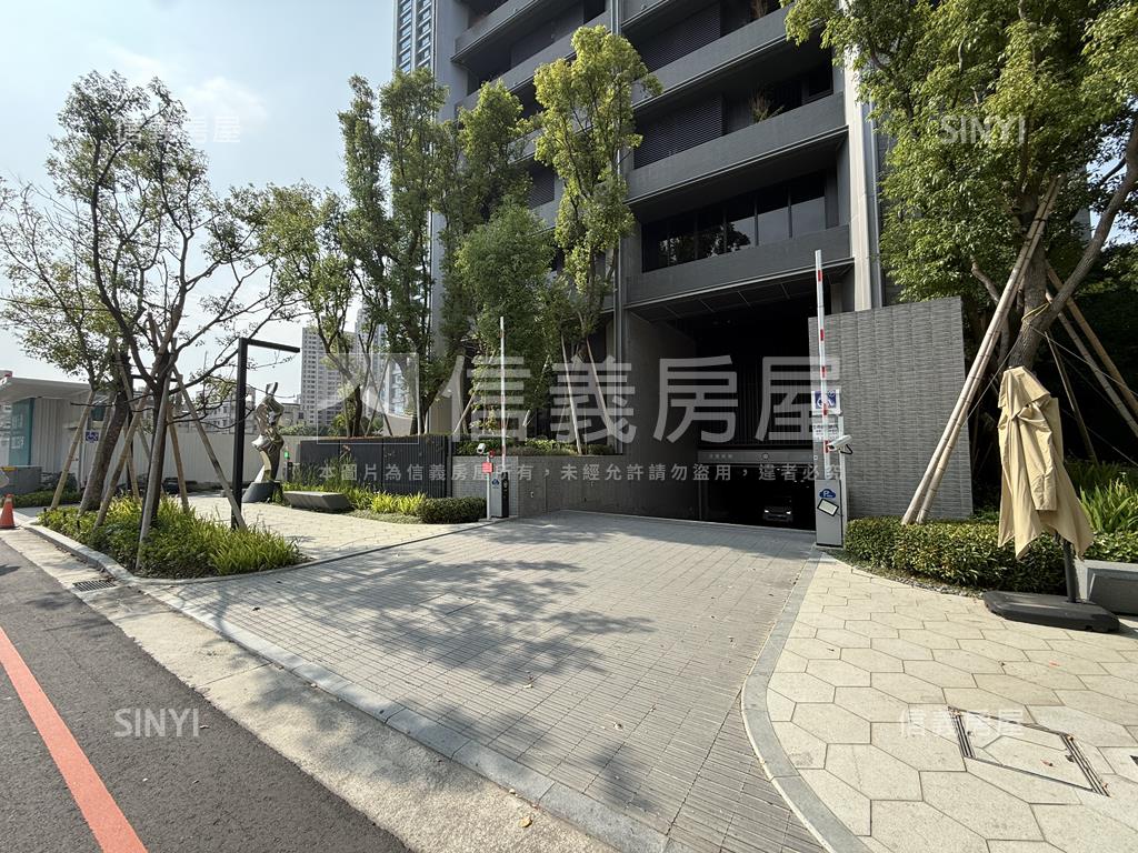市政１號苑高樓視野房屋室內格局與周邊環境