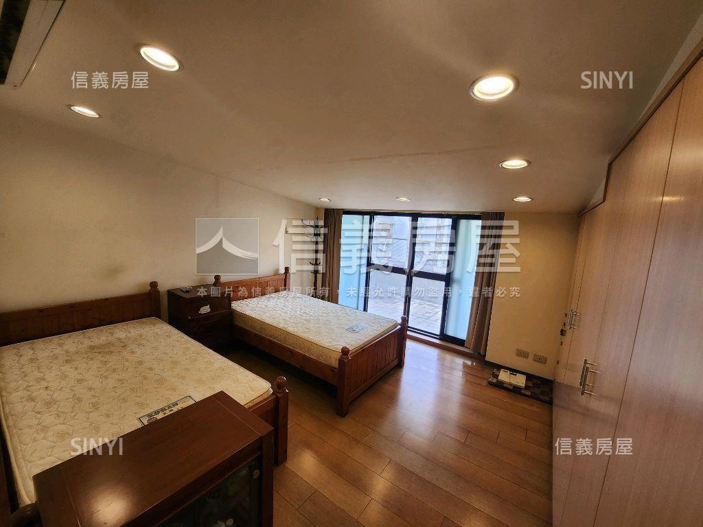 華榮市場邊間大透天房屋室內格局與周邊環境