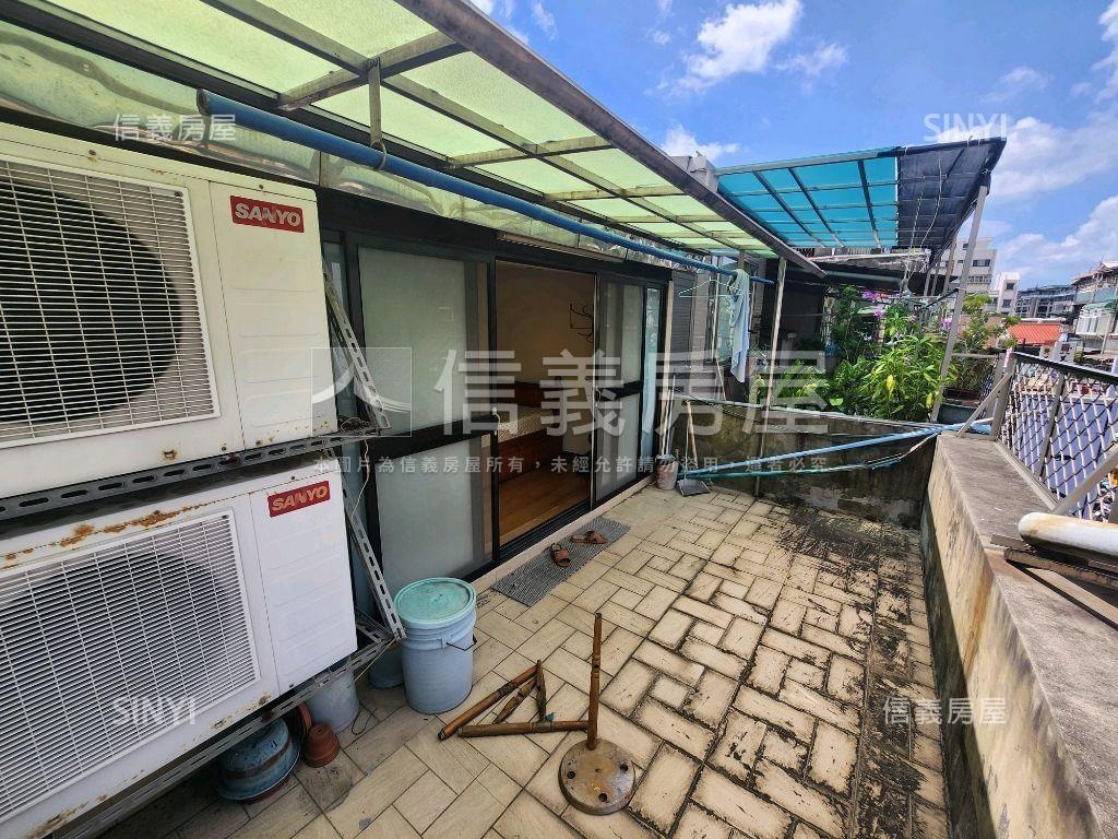 華榮市場邊間大透天房屋室內格局與周邊環境