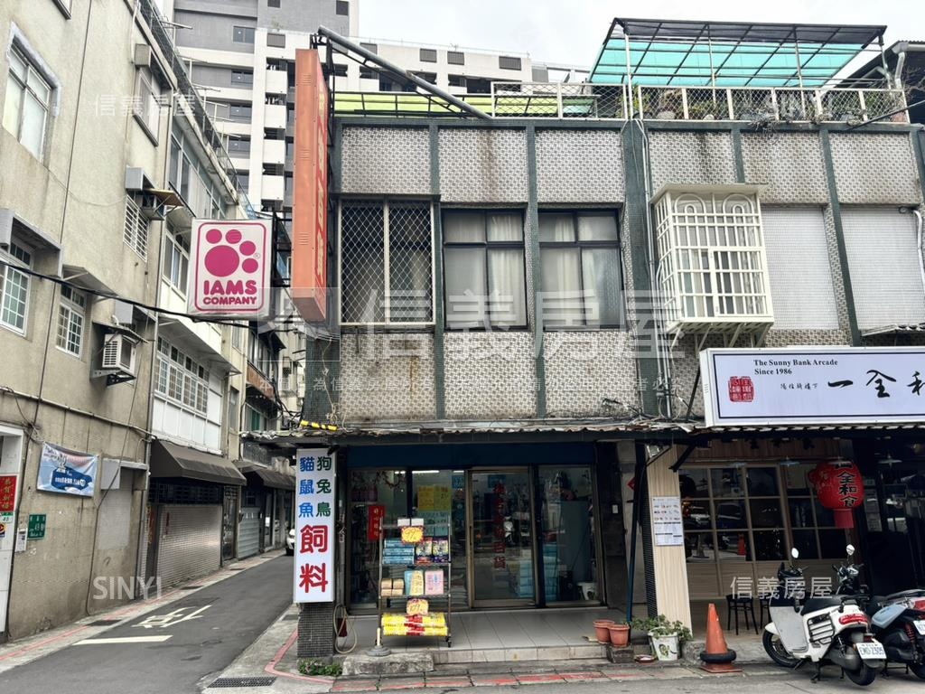 華榮市場邊間大透天房屋室內格局與周邊環境