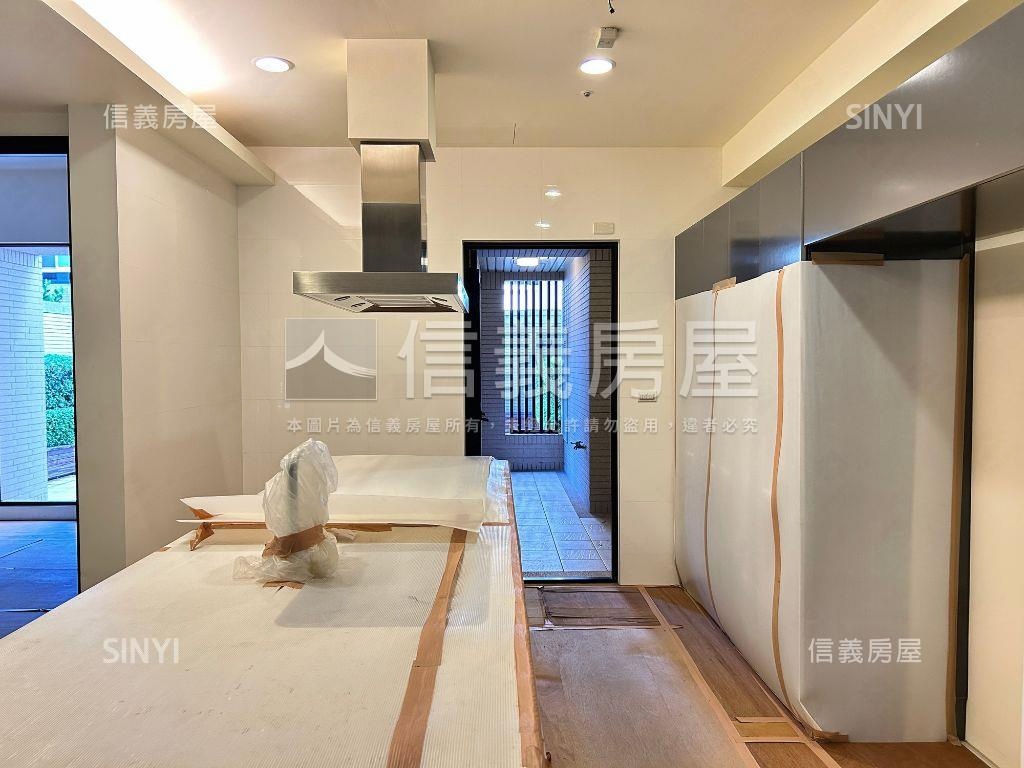 登陽柏悅露台戶全新未住房屋室內格局與周邊環境
